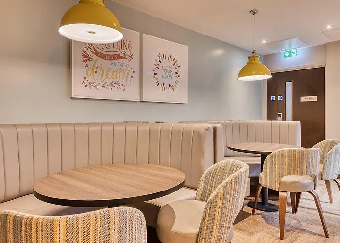 酒店 Premier Inn Dublin Cc Temple Bar 3*